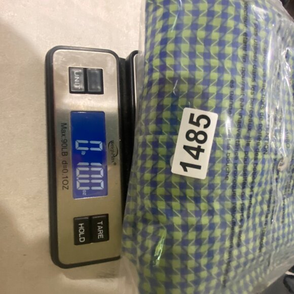 Robert Graham Button Down Shirt Mens XL Green & Blue Geometric Flip Cuff Preppy - Picture 15 of 15